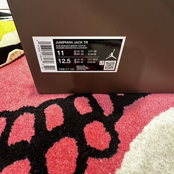 Jordan Jumpman Jack TR Travis Scott Bright Cactus – Size 11 – Brand New - Picture 13 of 15